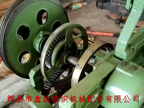國(guó)產(chǎn)絲織機(jī)的型號(hào)（K251、K252、ZK272、K72、K274）與說(shuō)明